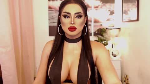 Snapshot of tsdarkdevon chatting on February 25, 2:14 am tsdarkdevon online show from February 25, 2:14 am