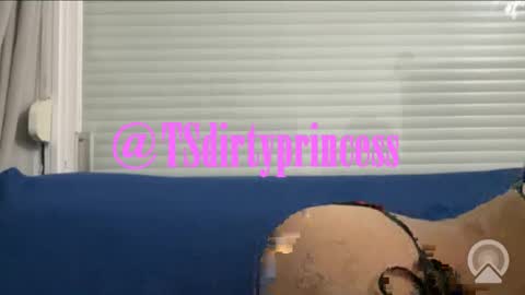 Snapshot of tsdirtyprincess chatting on December 4, 7:22 pm tsdirtyprincess online show from December 4, 7:22 pm