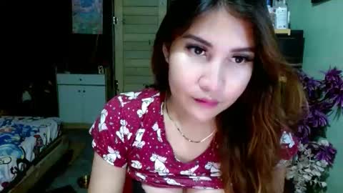 SHENA  online show from March 18, 1:53 am