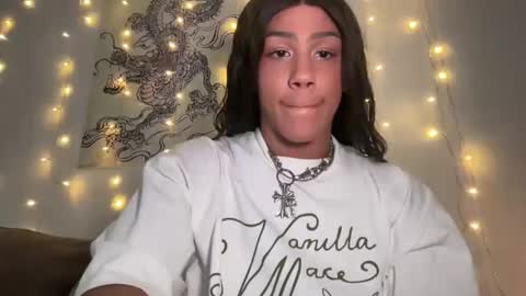 tsj777 online show from December 18, 9:43 pm