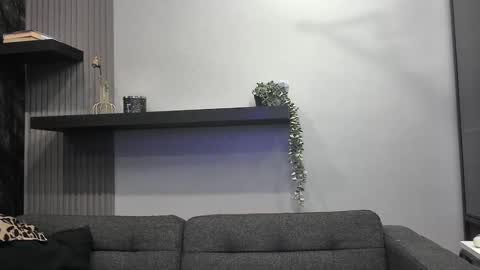 Lexi Longg online show from February 6, 2:05 am