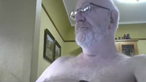 Snapshot of tsteach50 chatting on December 31, 4:25 pm tsteach50 online show from December 31, 4:25 pm