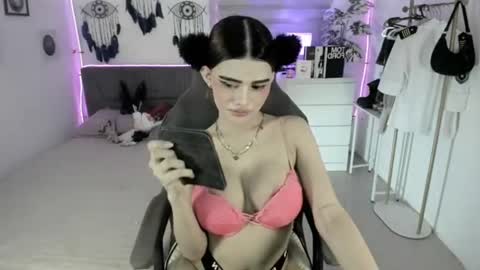 Snapshot of tstoni_talks chatting on July 7, 7:23 am tstoni_talks online show from July 7, 7:23 am