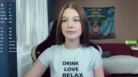 Snapshot of tsukuemi_no_mikoto chatting on February 26, 3:38 am Sonya on vacation until online show from February 26, 3:38 am