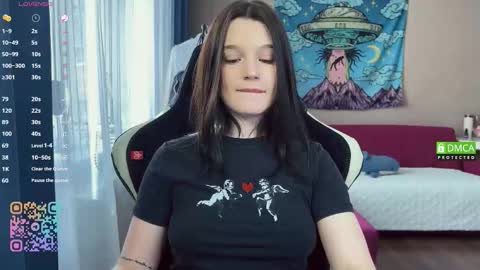 Snapshot of tsukuemi_no_mikoto chatting on March 2, 7:15 am Sonya on vacation until online show from March 2, 7:15 am