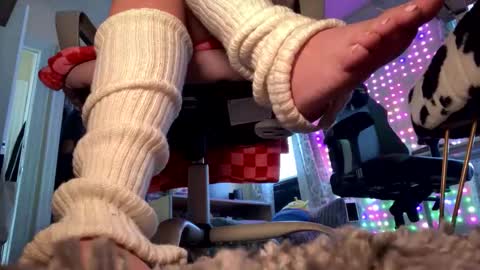 Snapshot of tsunderenextdoor chatting on September 10, 6:52 pm MOCHI NEXT DOOR online show from September 10, 6:52 pm