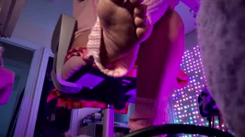 Snapshot of tsunderenextdoor chatting on November 24, 5:34 pm MOCHI NEXT DOOR online show from November 24, 5:34 pm