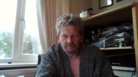 Snapshot of ttb2769 chatting on October 19, 6:58 am ttb2769 online show from October 19, 6:58 am