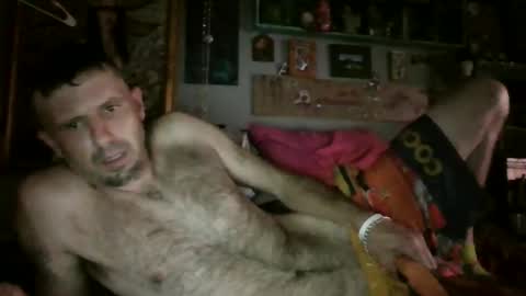Snapshot of ttrammelllucas chatting on May 30, 6:27 pm ttrammelllucas online show from May 30, 6:27 pm