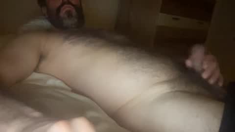 tuckerchase online show from October 16, 3:29 am