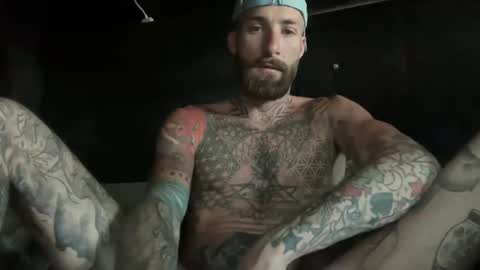 Tuhands online show from May 30, 7:11 pm