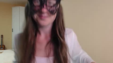 Snapshot of tukutie chatting on July 8, 6:01 pm Milli online show from July 8, 6:01 pm