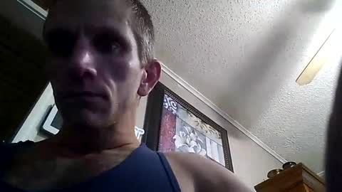 Snapshot of tulsapussyhungryguy chatting on December 8, 4:28 pm Flash online show from December 8, 4:28 pm
