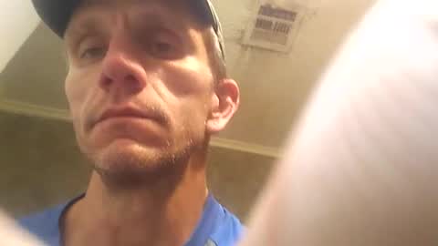 Snapshot of tulsapussyhungryguy chatting on December 25, 7:02 pm Flash online show from December 25, 7:02 pm