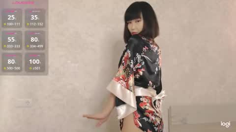 TumiLio online show from November 5, 2:17 pm