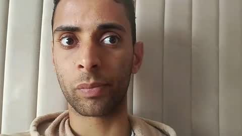 TunisienSexyGuy online show from February 11, 11:43 am