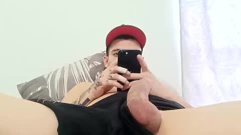Snapshot of tupollaquerida3 chatting on March 3, 9:42 pm tupollaquerida3 online show from March 3, 9:42 pm