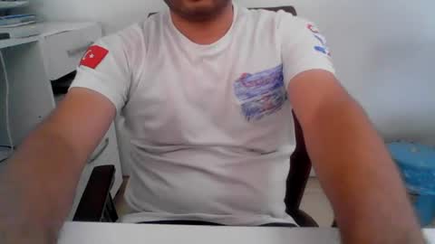 Snapshot of turkhis_boy22 chatting on August 2, 7:07 am turkhis_boy22 online show from August 2, 7:07 am