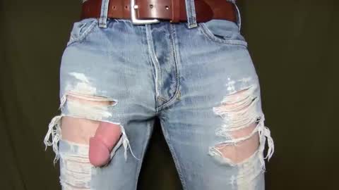 Snapshot of turquoise_metallic chatting on March 1, 3:25 pm Phil Box online show from March 1, 3:25 pm