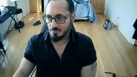 tuscan_taurus online show from February 8, 7:50 pm