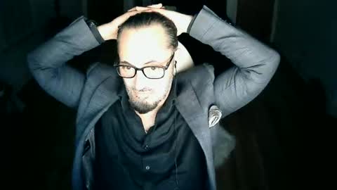 Snapshot of tuscan_taurus chatting on March 8, 9:35 am tuscan_taurus online show from March 8, 9:35 am