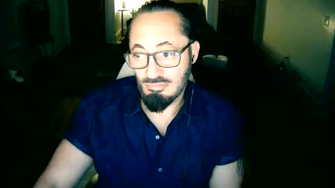 Snapshot of tuscan_taurus chatting on March 16, 12:17 am tuscan_taurus online show from March 16, 12:17 am