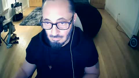 Snapshot of tuscan_taurus chatting on March 22, 11:41 pm tuscan_taurus online show from March 22, 11:41 pm