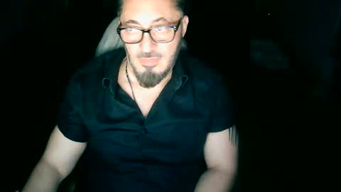 Snapshot of tuscan_taurus chatting on May 2, 7:13 am tuscan_taurus online show from May 2, 7:13 am