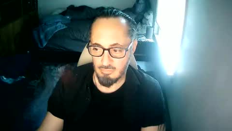 Snapshot of tuscan_taurus chatting on June 7, 10:08 am tuscan_taurus online show from June 7, 10:08 am