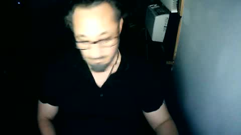 Snapshot of tuscan_taurus chatting on June 18, 7:30 am tuscan_taurus online show from June 18, 7:30 am