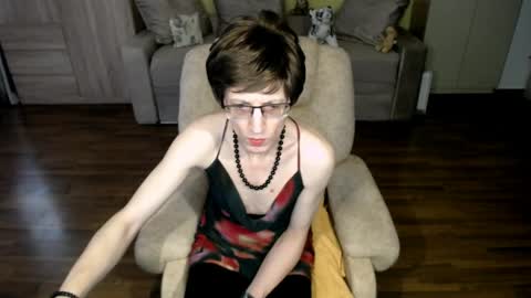 Clementine online show from April 8, 7:52 am