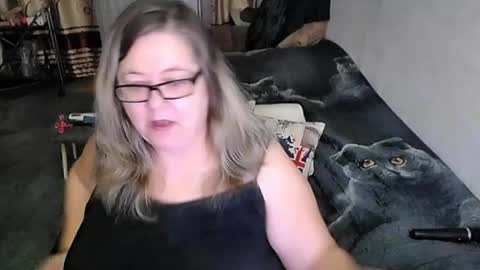 Lana online show from April 4, 12:09 am