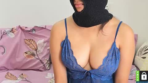 Snapshot of tvycas7 chatting on September 12, 1:49 am A  M On vacation till 28th online show from September 12, 1:49 am