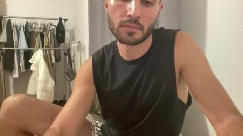 Snapshot of twikboy chatting on September 24, 8:12 pm Twinkboy online show from September 24, 8:12 pm