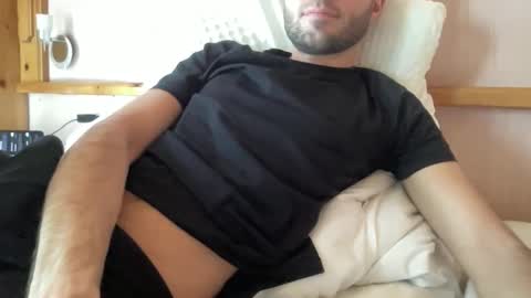 Snapshot of twikboy chatting on February 22, 10:47 am Twinkboy online show from February 22, 10:47 am