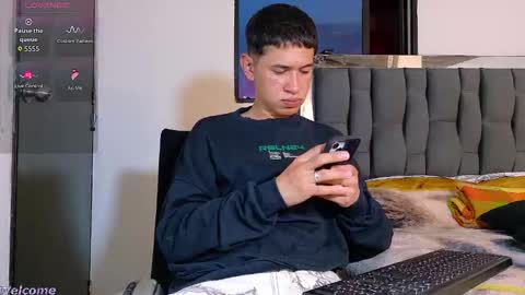 Mr Daren online show from February 14, 6:15 pm