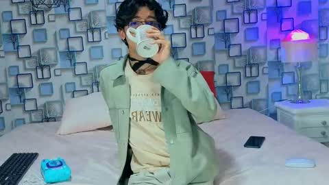 Sebastin online show from May 21, 12:12 pm