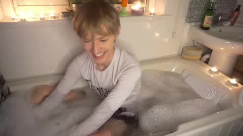 Ben online show from September 16, 7:37 pm