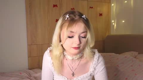 twinklefluff online show from February 13, 4:14 pm