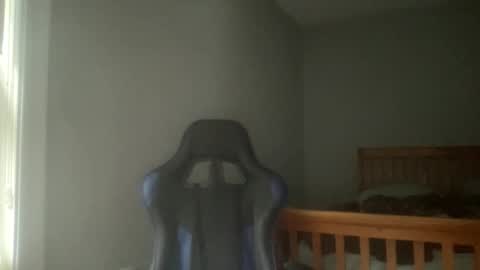 Snapshot of twinkmikexxx12 chatting on June 1, 8:21 pm mike online show from June 1, 8:21 pm