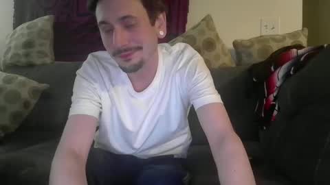 Snapshot of twinkymcgee1234 chatting on April 9, 5:51 am TwinkyMcgee online show from April 9, 5:51 am