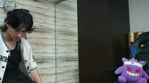 Snapshot of twinslovers_ chatting on March 1, 3:52 am twinslovers_ online show from March 1, 3:52 am