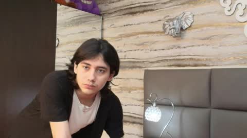 Snapshot of twinslovers_ chatting on May 17, 4:10 am twinslovers_ online show from May 17, 4:10 am