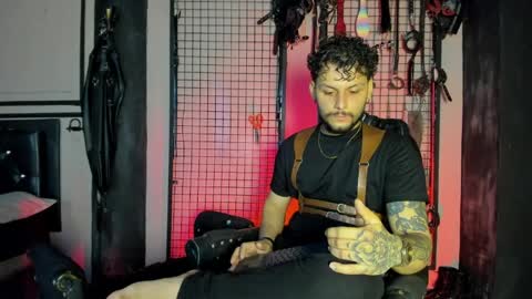 Clio  Tadeo online show from March 31, 3:30 am