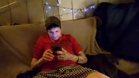 Snapshot of twistedblizzy chatting on December 30, 4:19 pm TwistedBlizzy online show from December 30, 4:19 pm