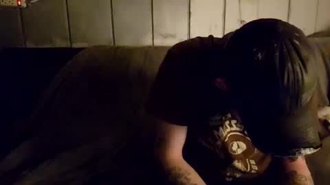 Snapshot of twistedblizzy chatting on February 1, 9:32 am TwistedBlizzy online show from February 1, 9:32 am