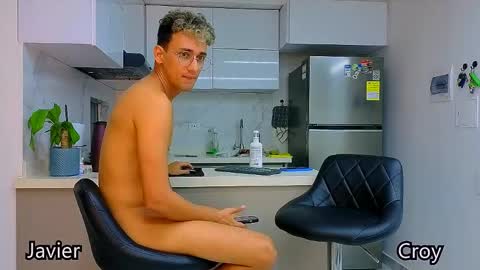 twoboyshot24 online show from May 16, 2:19 am
