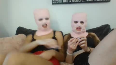 Snapshot of twogirlslove chatting on April 9, 6:19 am AvaMini online show from April 9, 6:19 am