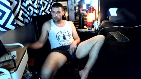 Snapshot of twoin5280 chatting on July 12, 11:23 am StrokesLoads online show from July 12, 11:23 am