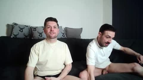 Snapshot of twotwinkhusbands chatting on February 10, 7:18 pm RyanRowan online show from February 10, 7:18 pm